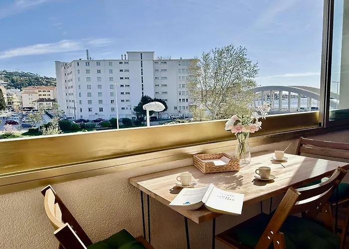 公寓 Sm023 Terrasse Du Soleil Maxime Centre-ville T2 Vue Proche De La 圣马克西姆